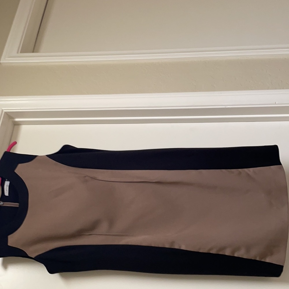 Dress - Picture 2 of 6